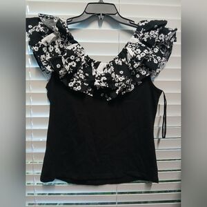 Nwt Marc New York Black and White Floral Ruffle Blouse Sz S 🛑(Free Shiping)